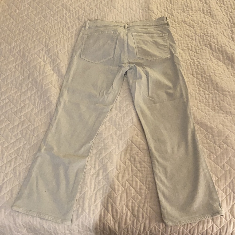 Loft Capris - Picture 2 of 3